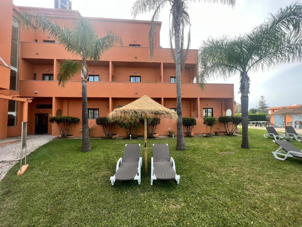 Hotel Praia Sol Quarteira Extérieur photo