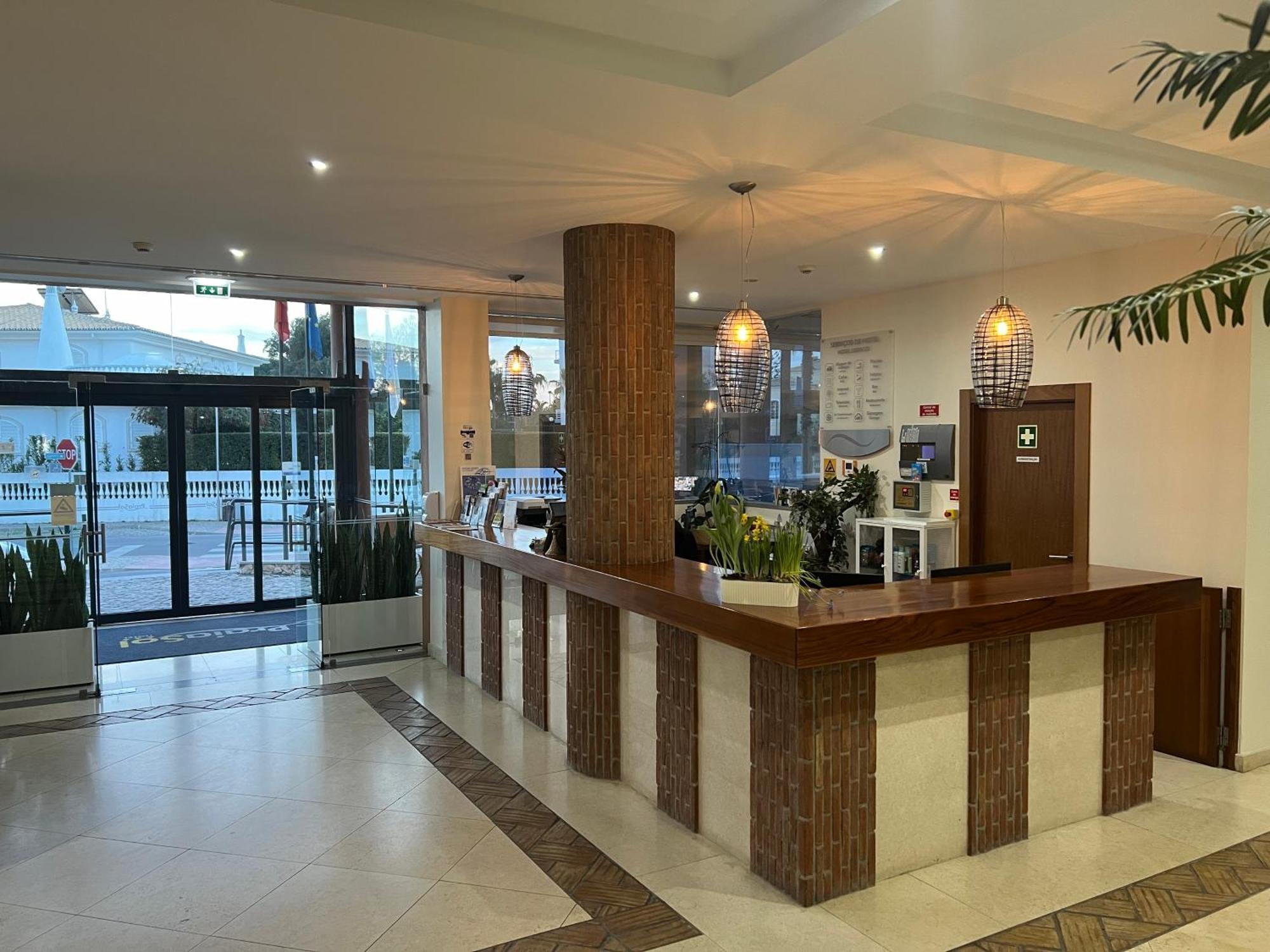 Hotel Praia Sol Quarteira Extérieur photo